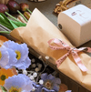 How To Wrap A Gift with Thermal Transfer Label Printer - Phomemo