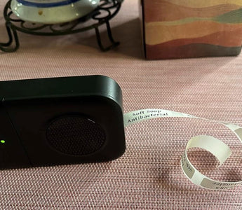 Phomemo thermal printer (impresora termica) printing labels without ink