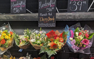 Flower business with a physical shop in the street